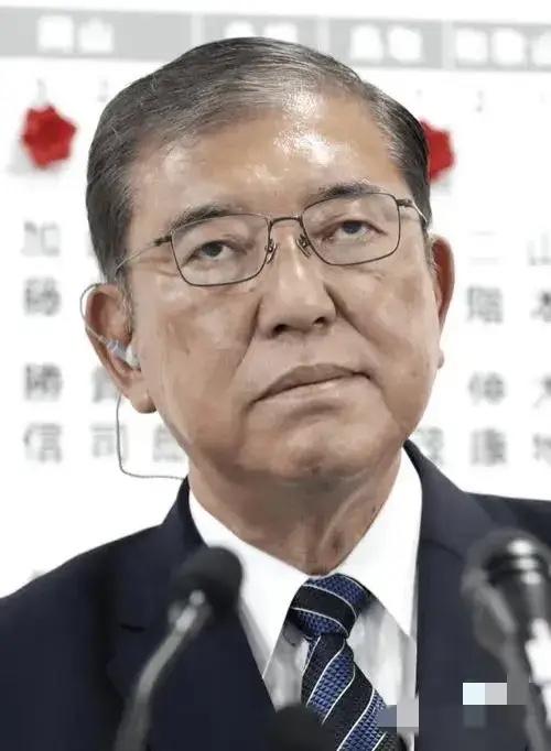 5月21日，日本首相石破茂在党首辩论中放出狠话：“必须把5公斤大米价格压到300