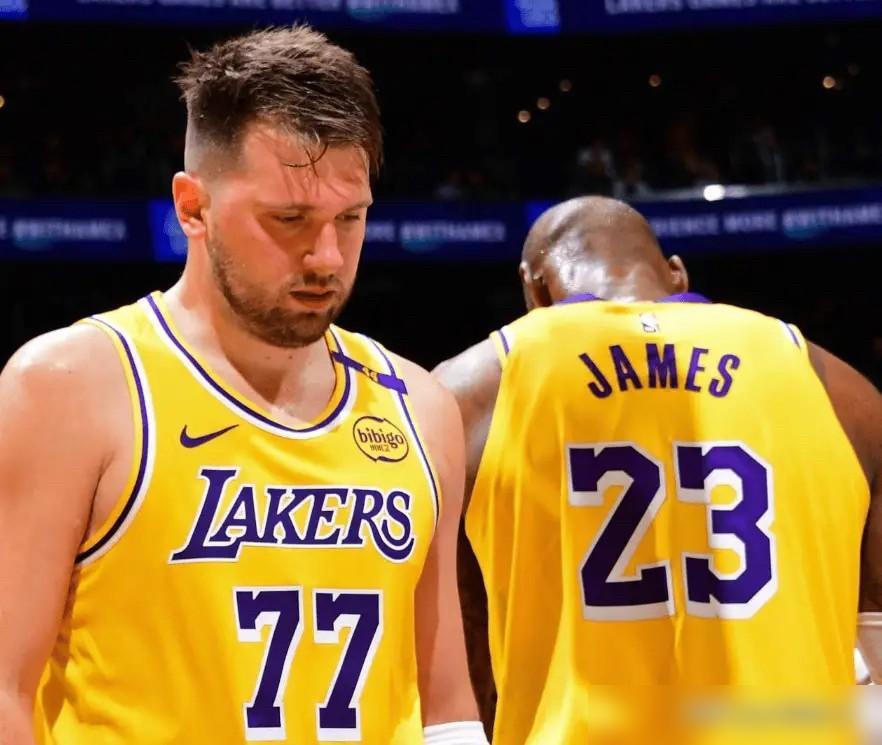 湖人今天必定输给国王，原因有三1、里夫斯不打，湖人少一核心今天这球还没开