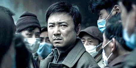 2018年，《我不是药神》上映，徐峥饰演的主人公原型陆勇，对剧组发出律师函：“我