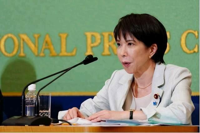 对华下狠手！日本拟禁运光刻胶卡芯片脖子，高市早苗遭反噬下台呼声高涨港媒爆料