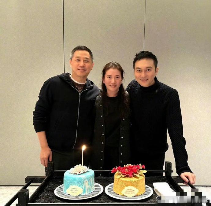 张智霖这老妖精，真是让人捉摸不透化妆就年轻很多