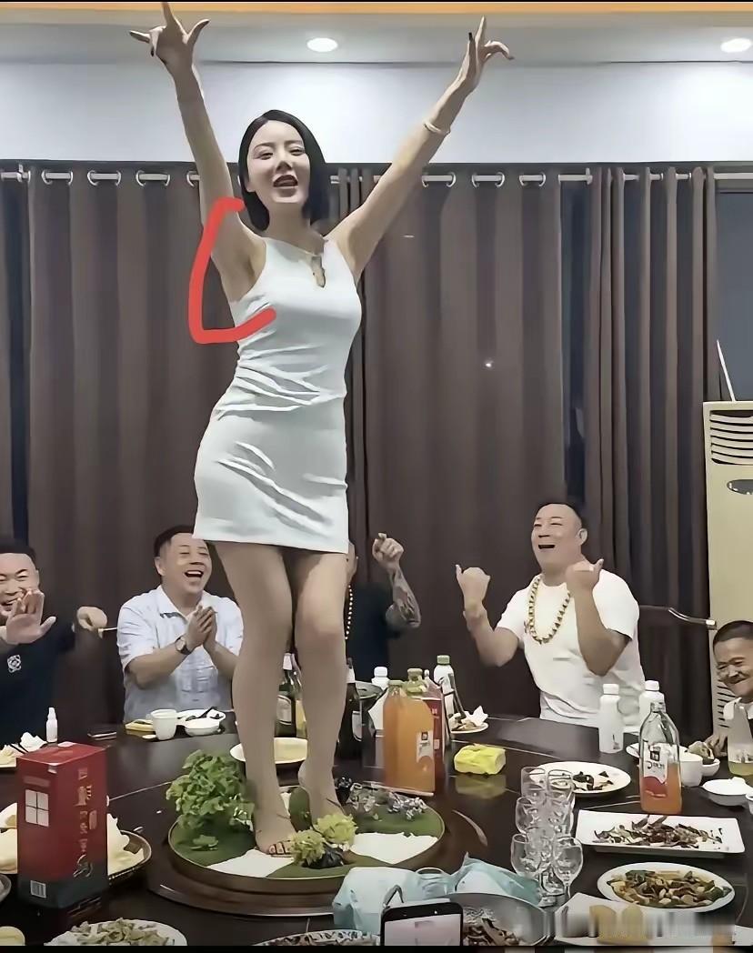 流量之下，莫失分寸，别污了同学情义！根本就不是什么同学聚会……河北29岁