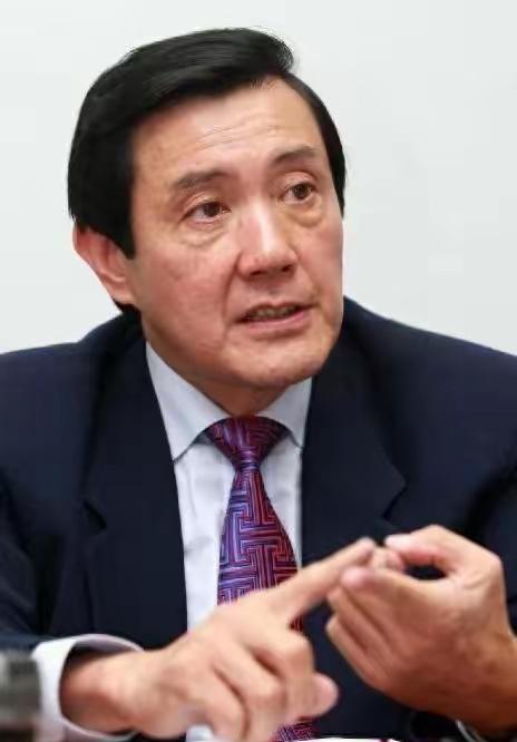马英九与陈佩琪大陆行对比，不比不知道，一比吓一跳。同样是来到大陆，马英九和陈