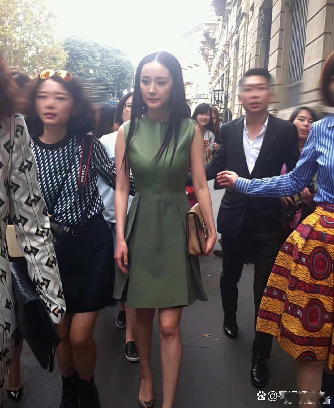 大明星看着比普通人没啥区别。