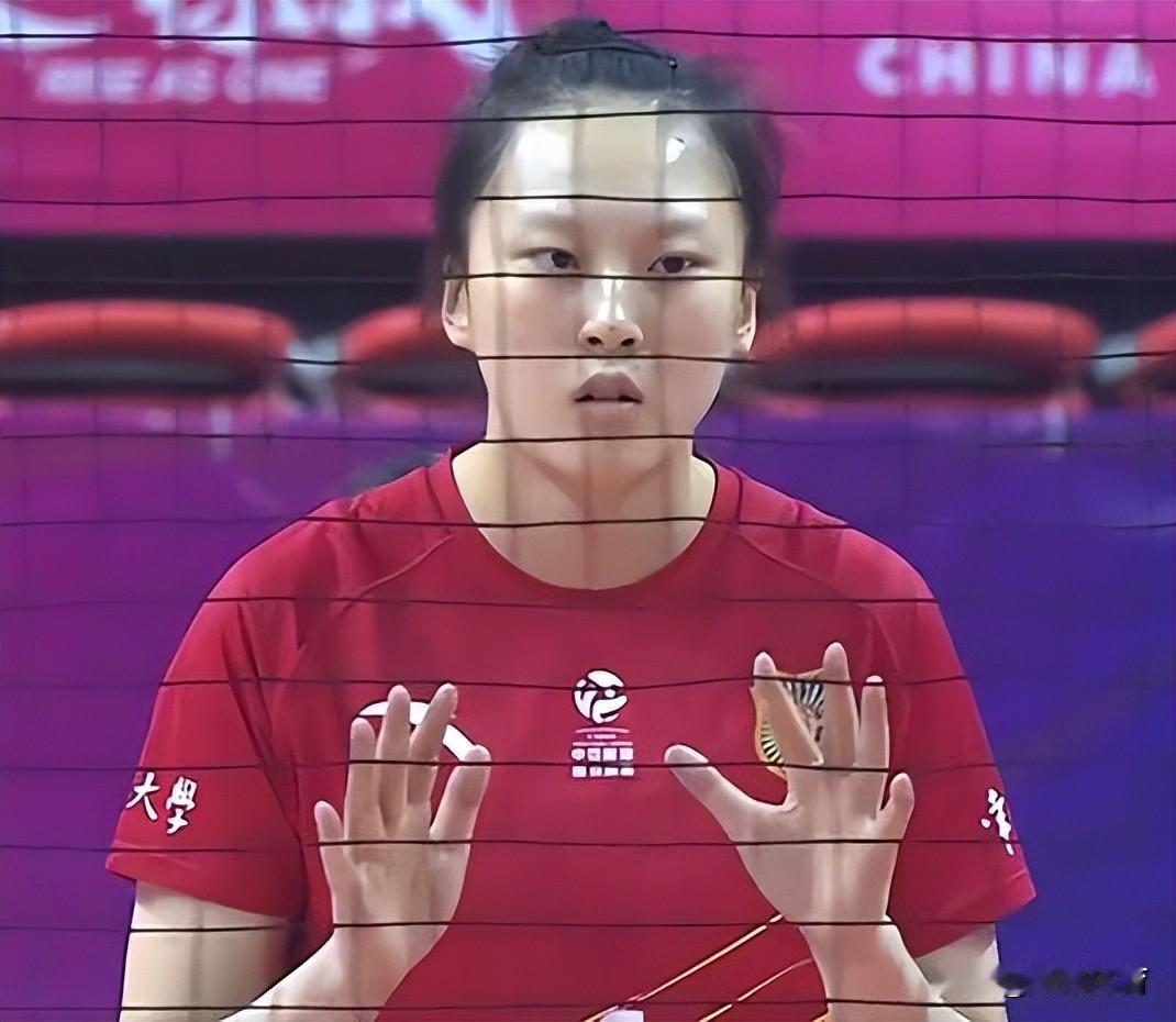 江苏女排3：0辽宁女排，吴梦洁狂砍27分，周页彤第三局疯狂15连发！12月2