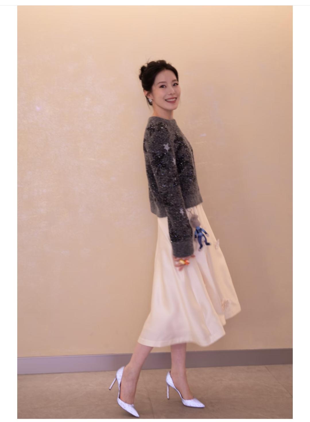 好想拥有一件这样的毛衣。