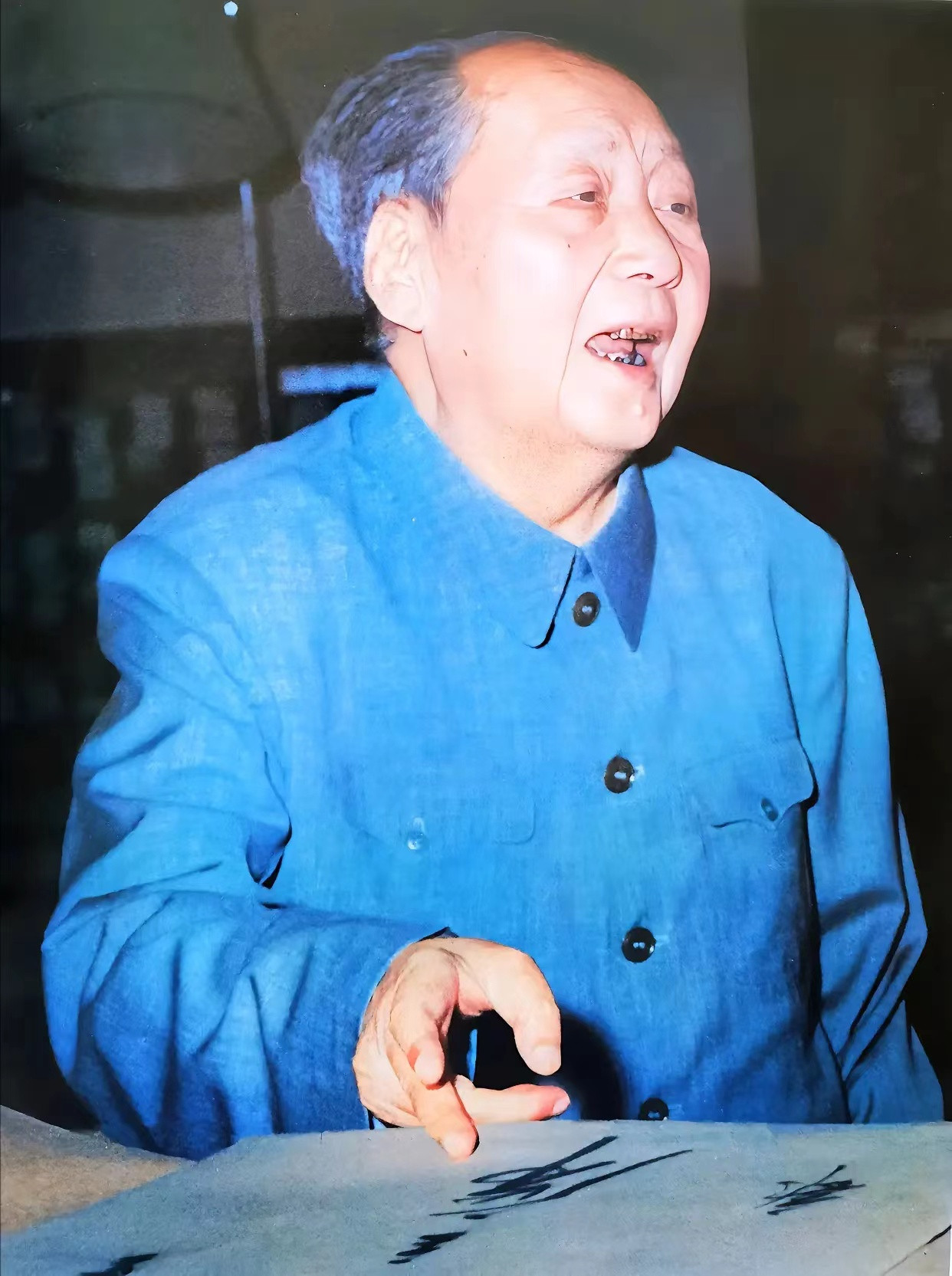 1973年，八大军区司令员对调的会议上，毛主席问李德生，你这个李司令，到沈阳去有