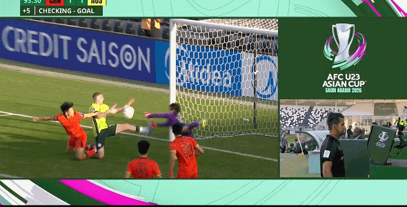 澳大利亚这个进球吓死我了，我还以为又是最后时刻被进球了，但是一看回放，结果是澳大