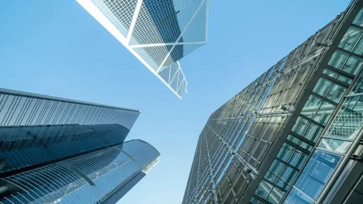不得不承认，全世界最牛的股神就是他了。他从来不研究K线图，想要什么样的K线，一句