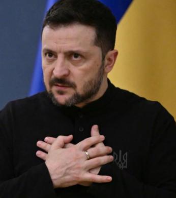 美国看错了，俄罗斯也看错了，他们本以为是泽连斯基阻碍着俄乌战争的和平进程，但是忽