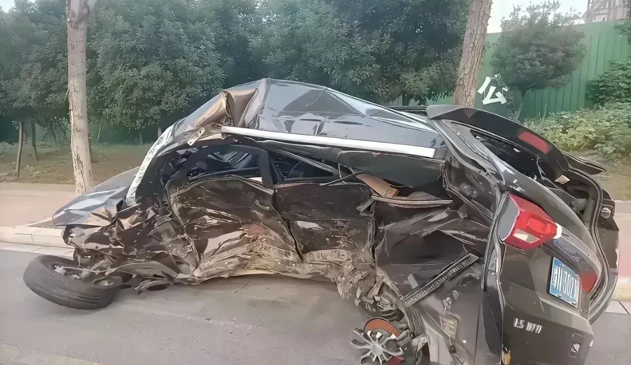 车牌看不清…车能修好吗…