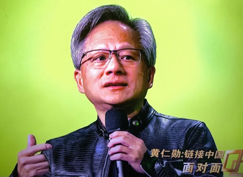 黄仁勋这般评价华为：1.华为是一家非凡、伟大且不可思议的科技公司，它涉足芯片