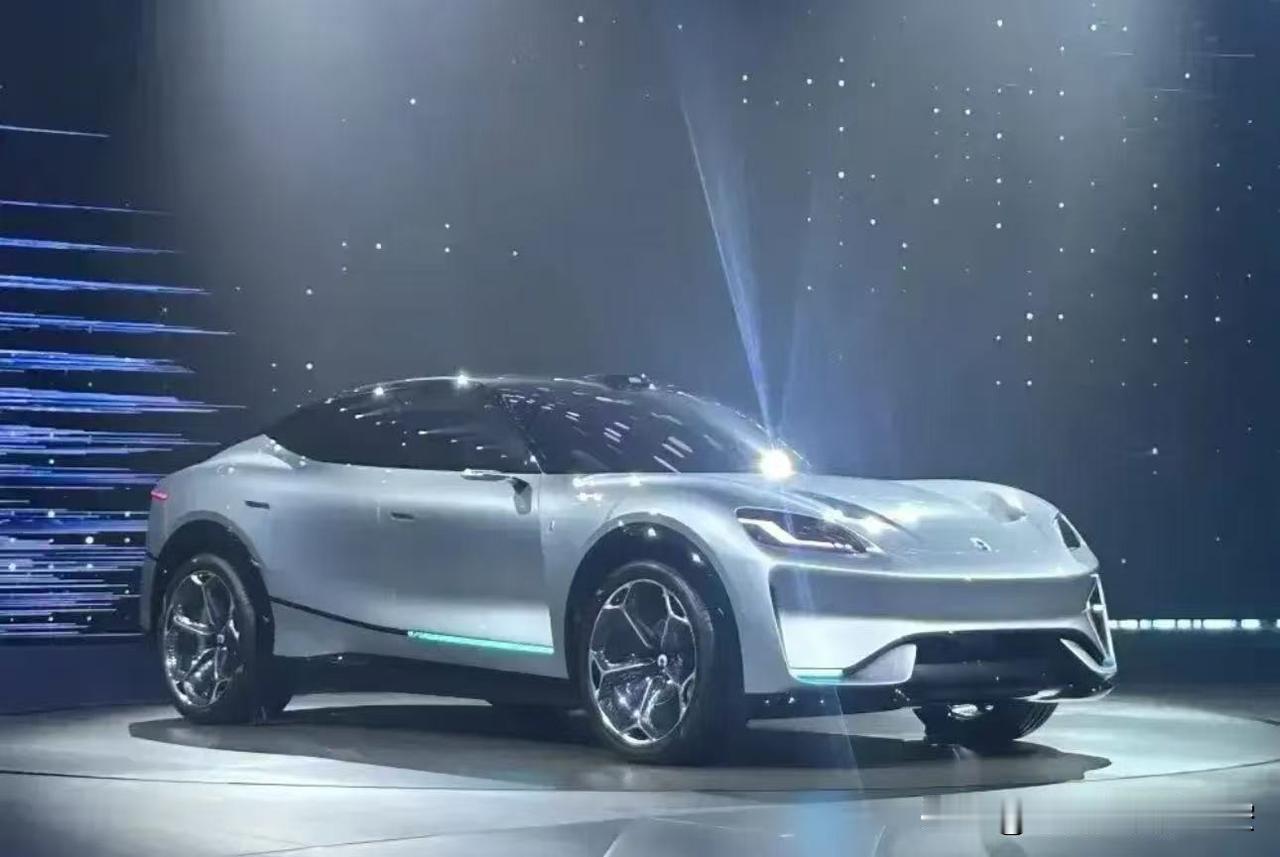 3月，赛力斯新能源销量22700多辆4月，赛力斯新能源销量33100多辆5月