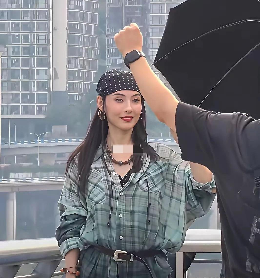 人的面相这东西，还真有点说不清楚的门道。张柏芝年轻的时候，那真是美得没话说，又清