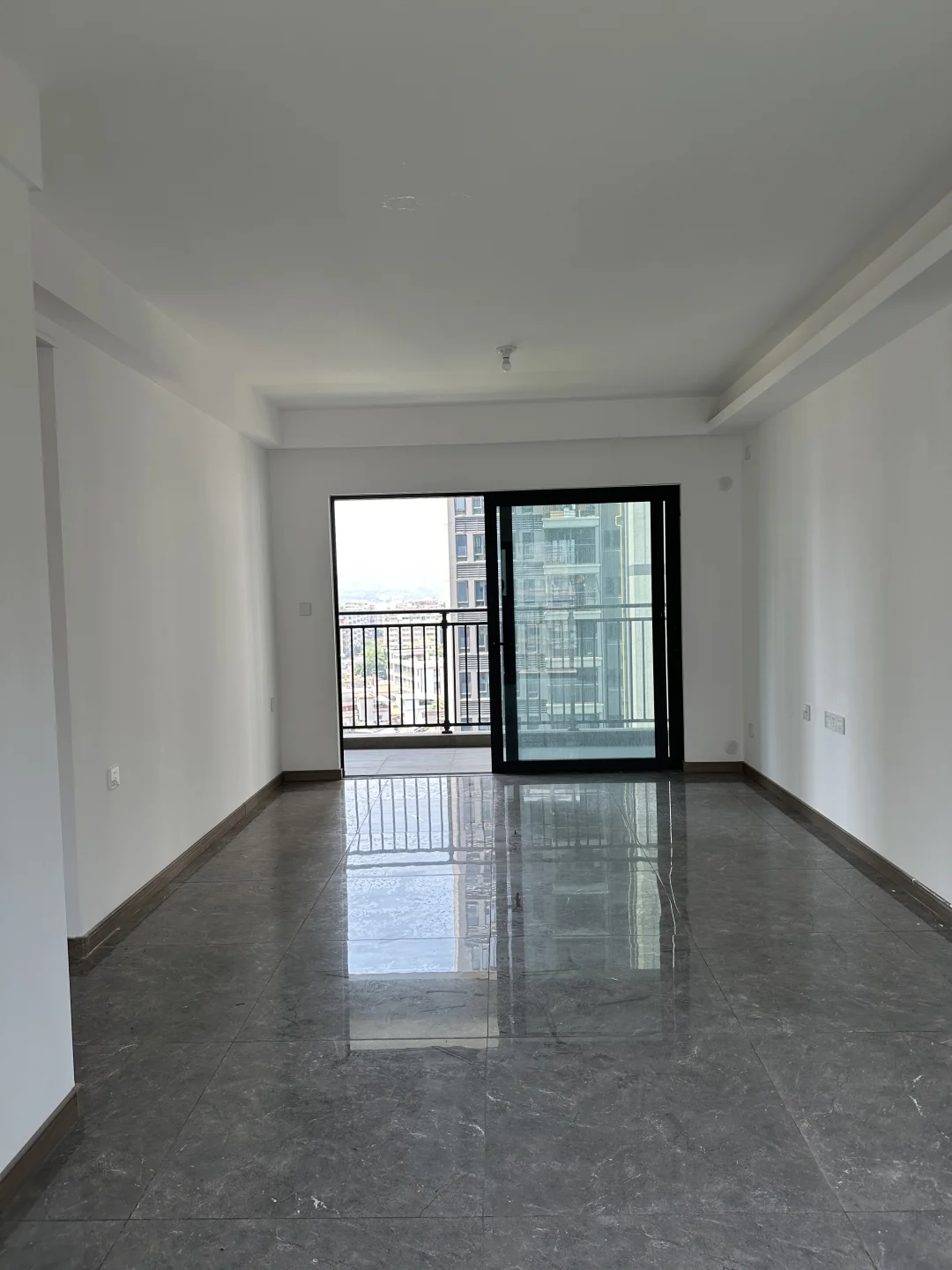 左划一下，9w没了😭