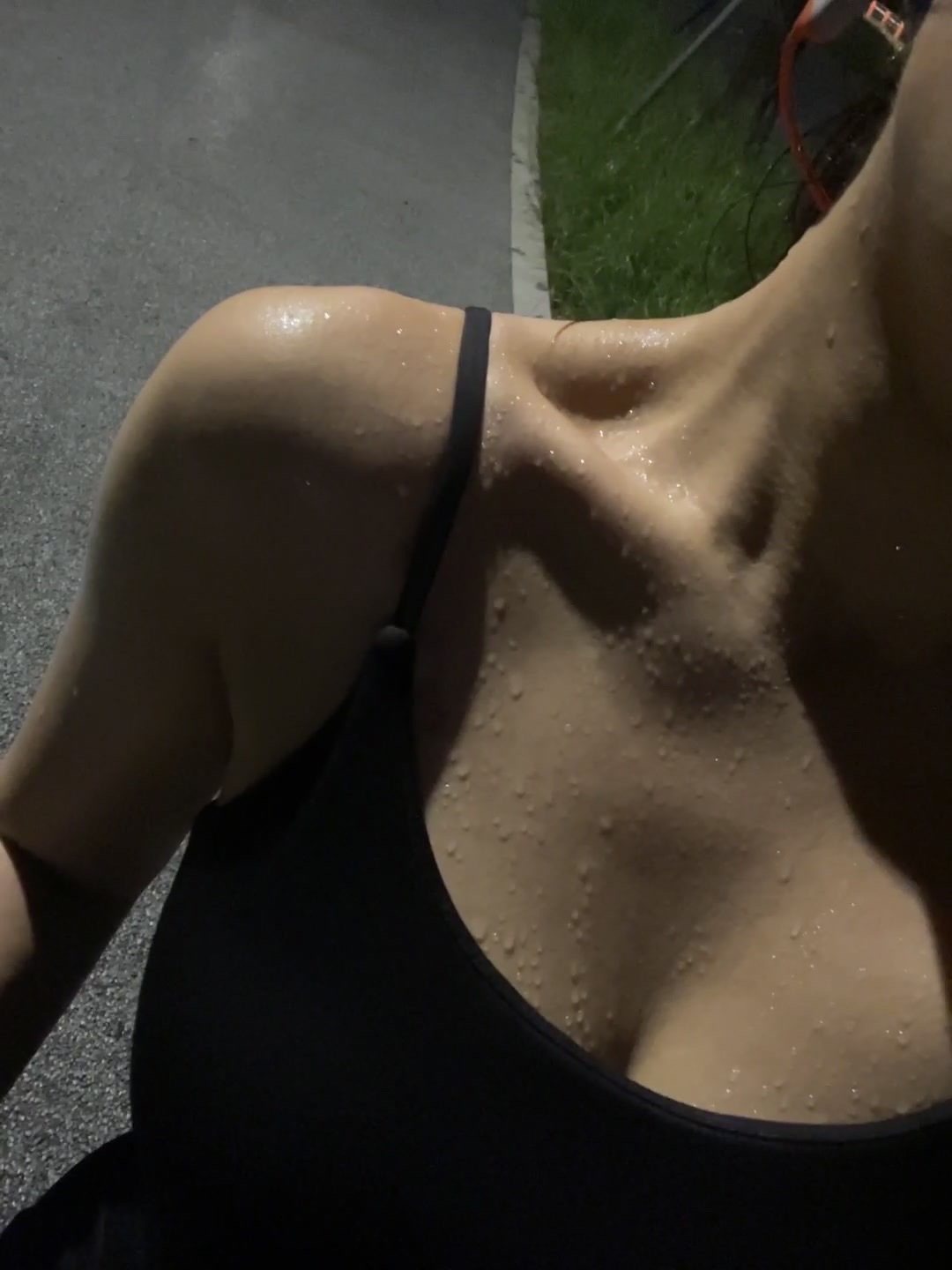 好想找个一起夜跑的搭子一个人跑步好无聊​​​