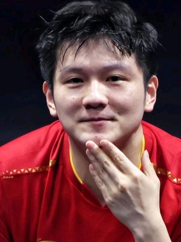 樊振东：体育能够增强每个人的体魄，同时也能磨练大家的心智，体育运动对一个人的成长