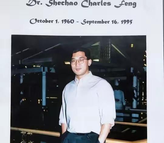 天妒英才！冯奚乔34岁跳楼身亡后，加州大学为他降半旗，物理天才冯奚乔一跃而下，年