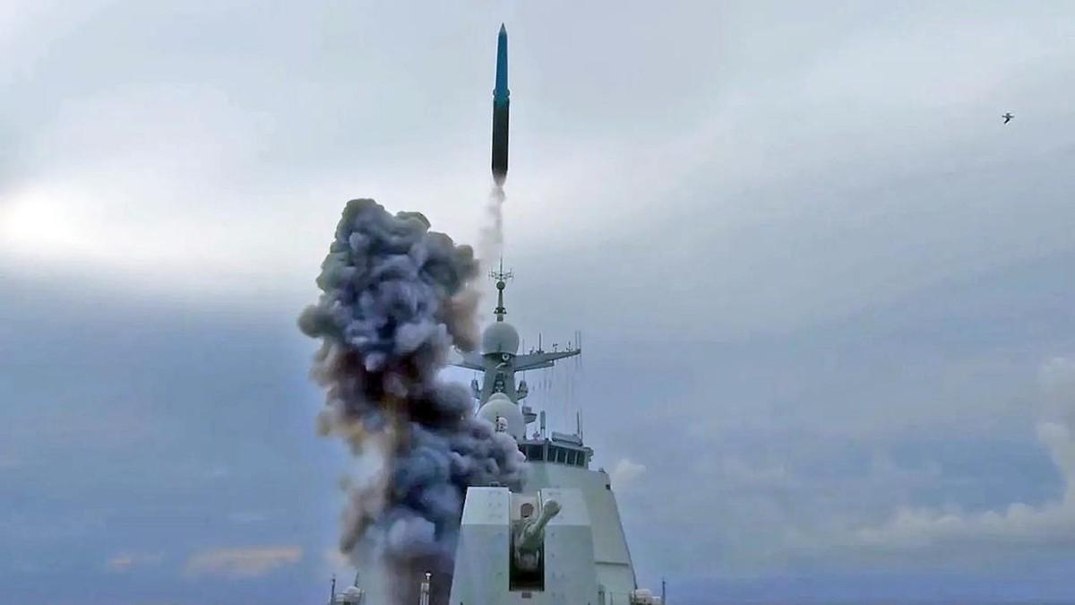 055大驱迎来大批强援，数十艘052D鸟枪换炮，不可思议的事情发生谁能想到，