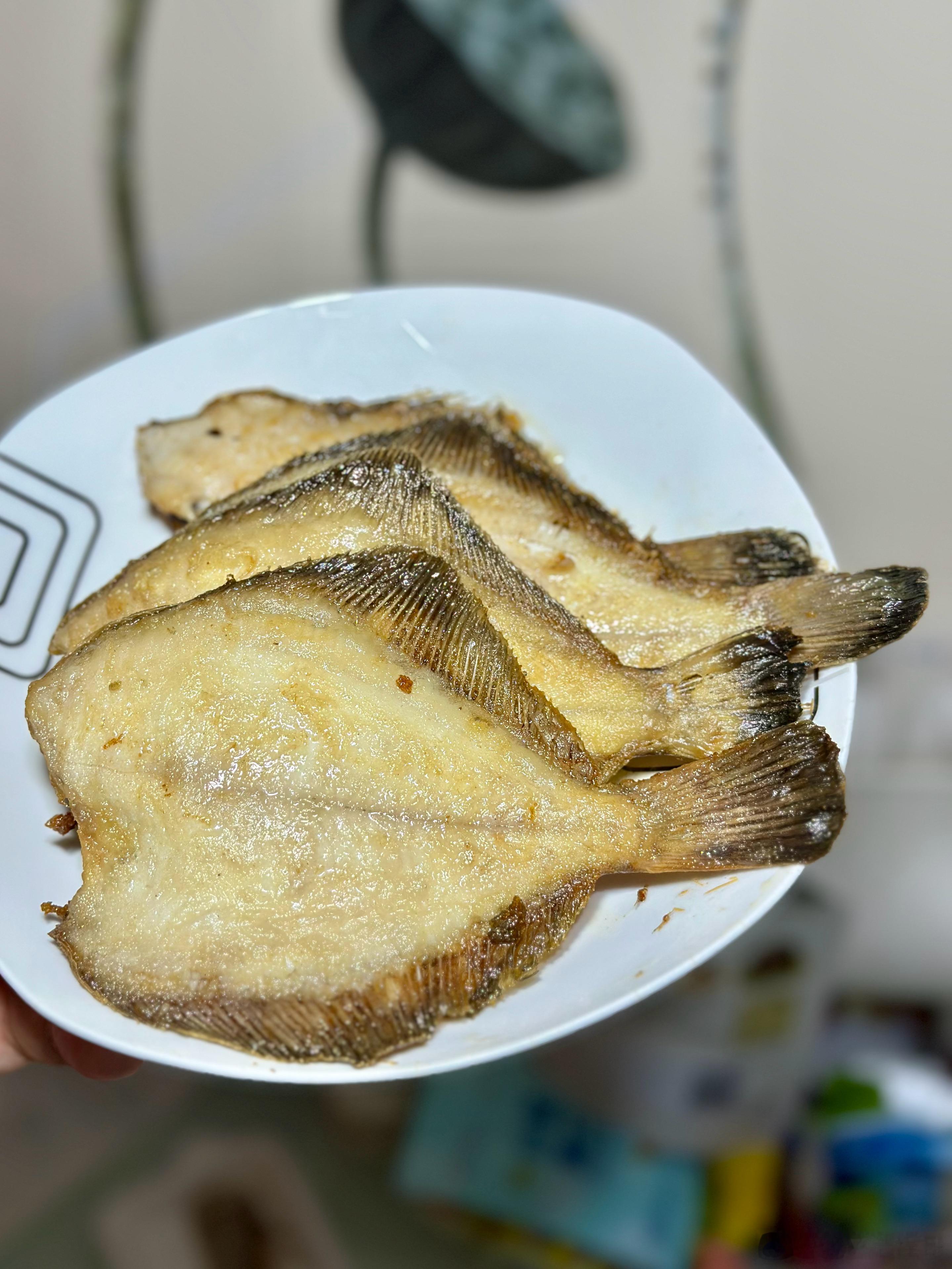 高端的食材只需要简单的烹饪，翻译一下就是鲜鱼不挑做法[大笑]船家最后一网上来的鱼