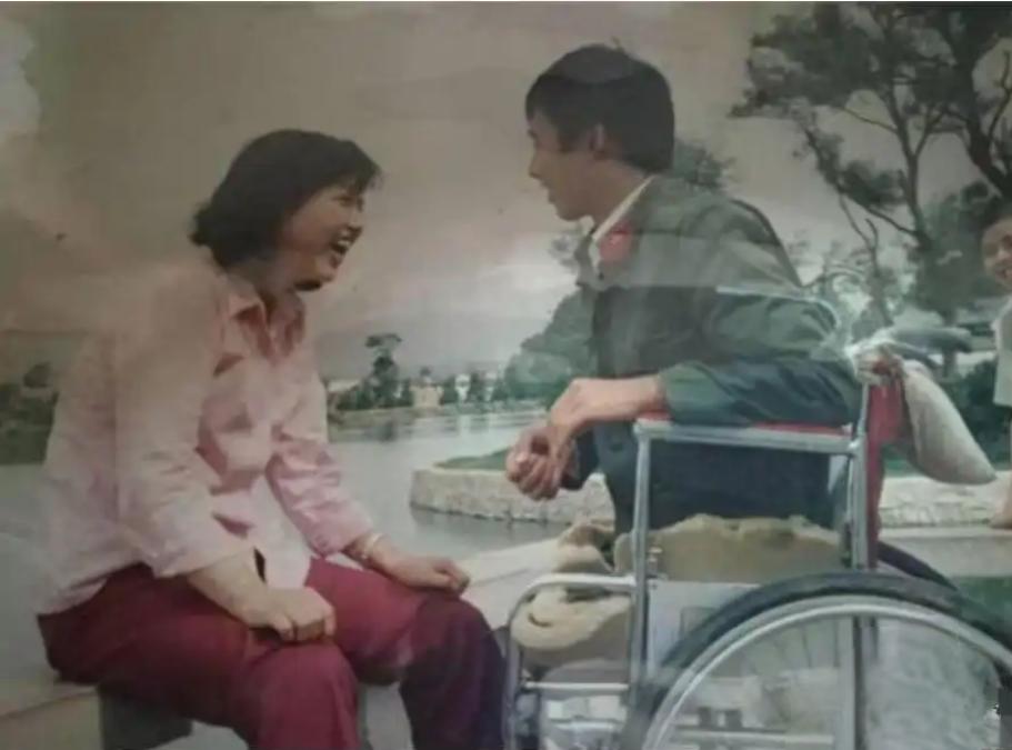 1986年，河北21岁战士从前线归来获一等功，随即他写信给女友分手。女友脑袋“嗡