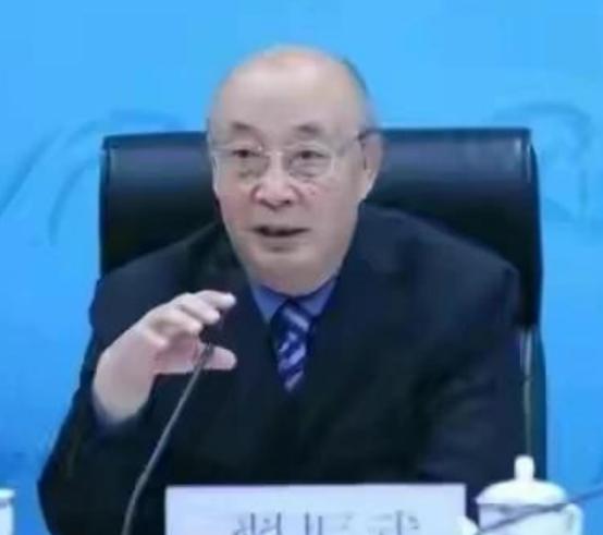 当初，知名专家翟振武曾预测，放开二孩、三孩政策后，中国将新增9700万个新生儿，