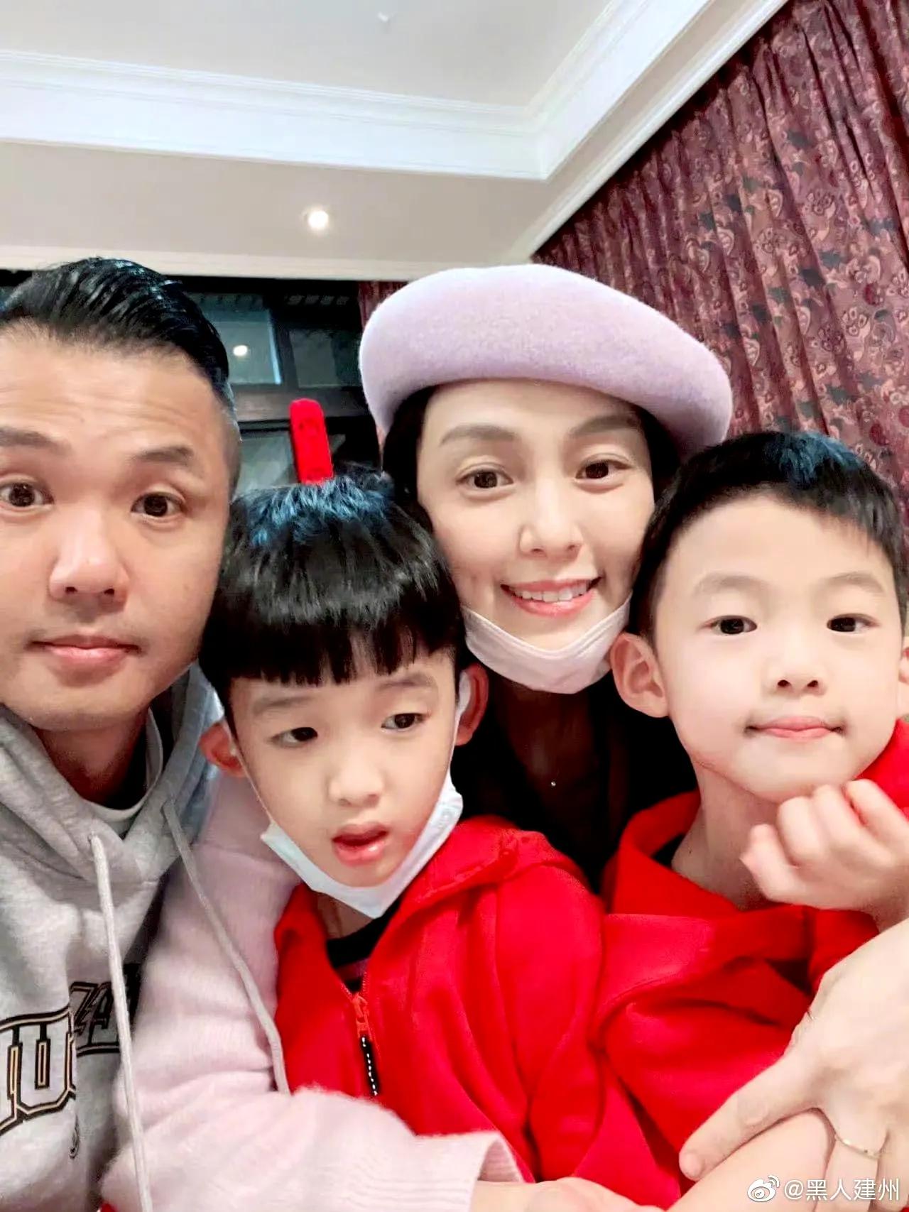 小S说的好听，那她怎么不让自己三个女儿去陈建州家玩“益智游戏”？陈建州还是小