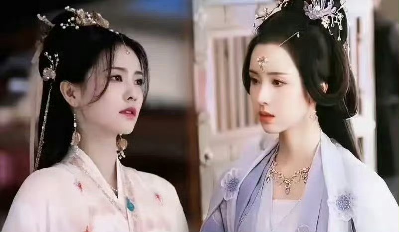 修长型的陈都灵比短粗型的白鹿更适合古装