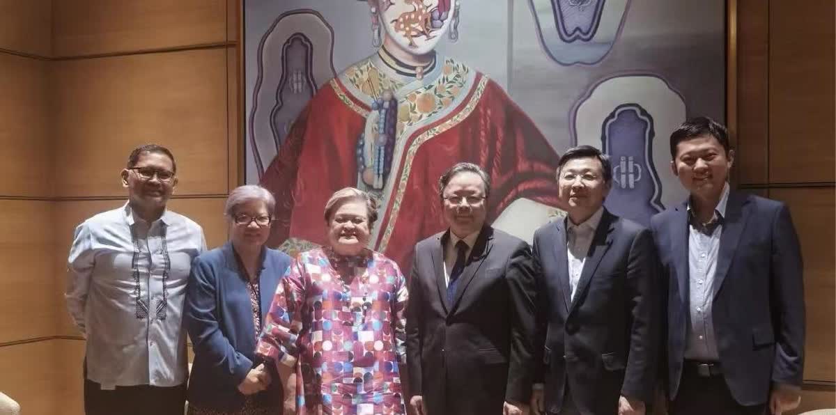 中国驻菲大使离任，临走前撂下一句话，菲律宾要冷静下来好好想想9月19日，
