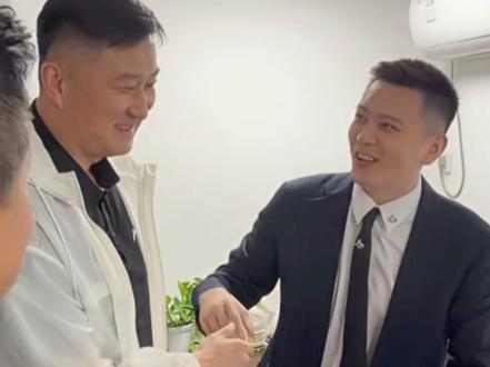 杨鸣：以前广东男篮能搓是积极的表现