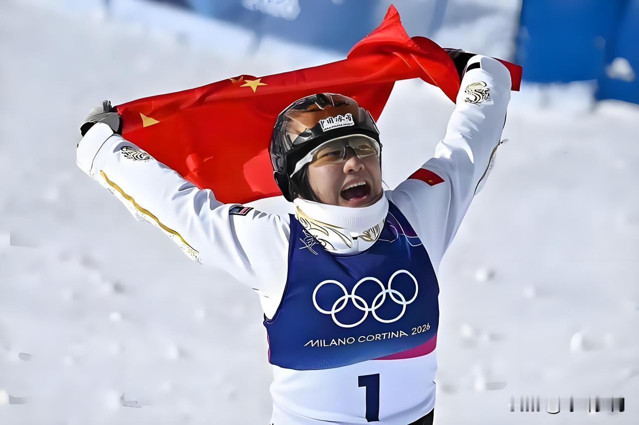 中国冬奥健儿，仅几个小时，就用实力打脸韩媒!2026年米兰冬奥会上，中国代表团