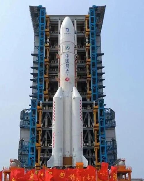 为什么中国要登陆月球？价值在哪里？这么说吧，中国登上月球，本身就是一个顶级阳谋。