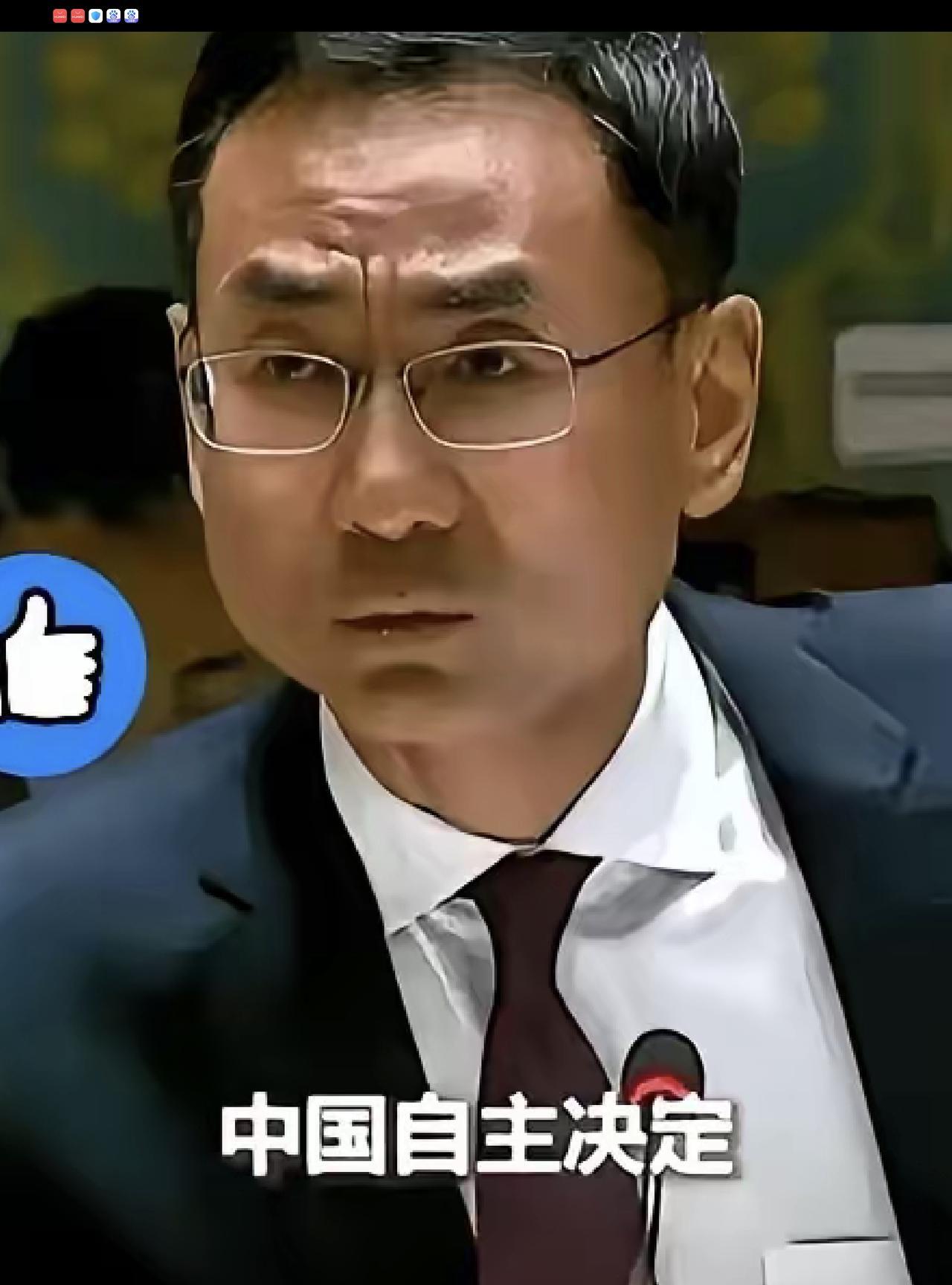 说中国给美国挖的坑太大，一点都不夸张。就说新能源产业，美国早早就把稀土、光伏电