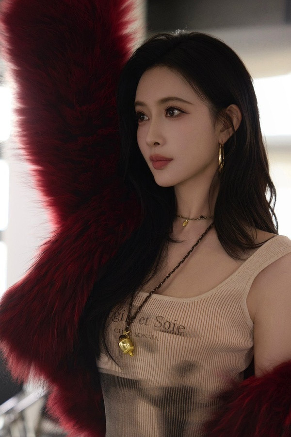 孟子义这几张彩排图好姐啊