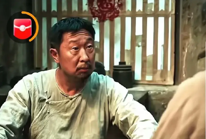 网友评论生万物中杨幂，从头到尾没有丝毫表情！林永健第一，林永健老婆第二。银子
