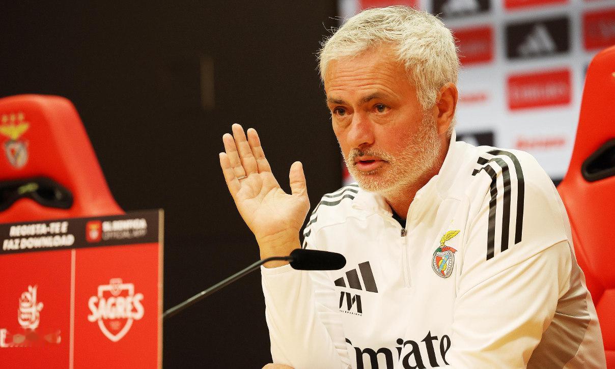 国际比赛日结束，穆里尼奥执教的本菲卡俱乐部（SLBenfica）将于11月21