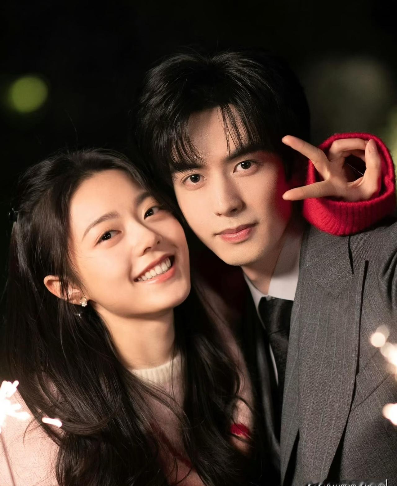 赵今麦这次，亲手打碎了自己的“CP滤镜”。告别《林屿森&聂曦光》的深情、《裴文