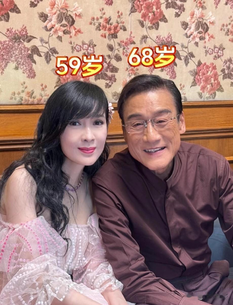 封神！2026春晚港星同框名场面✨周慧敏59岁、梁家辉68岁、梁咏琪49岁，状