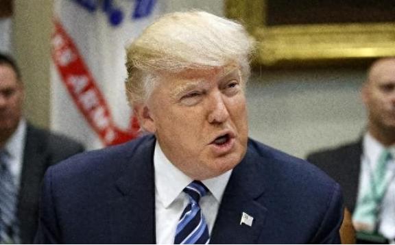 美国几位在世前总统做梦也没想到，美国出了个特朗普之后，他们竟活成了特朗普