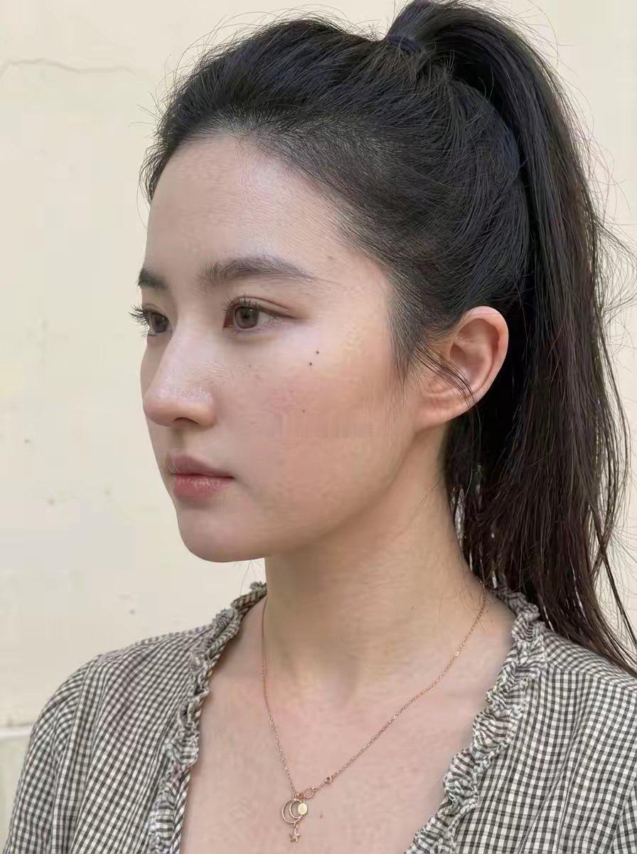 三分像她已是人间绝色