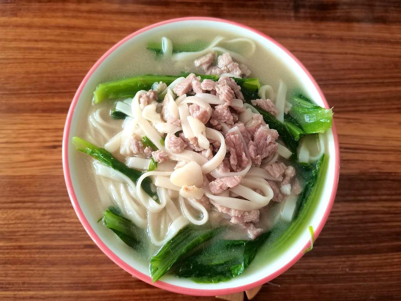 你敢把闹钟定在凌晨五点，就为吃一片药吗？我干了。为啥？就为了上班后能踏踏实