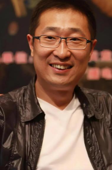 [点赞]有一次，林永健跟妻子吵架，脱口而出：“你这副丑相，是我瞎了眼才娶你，”