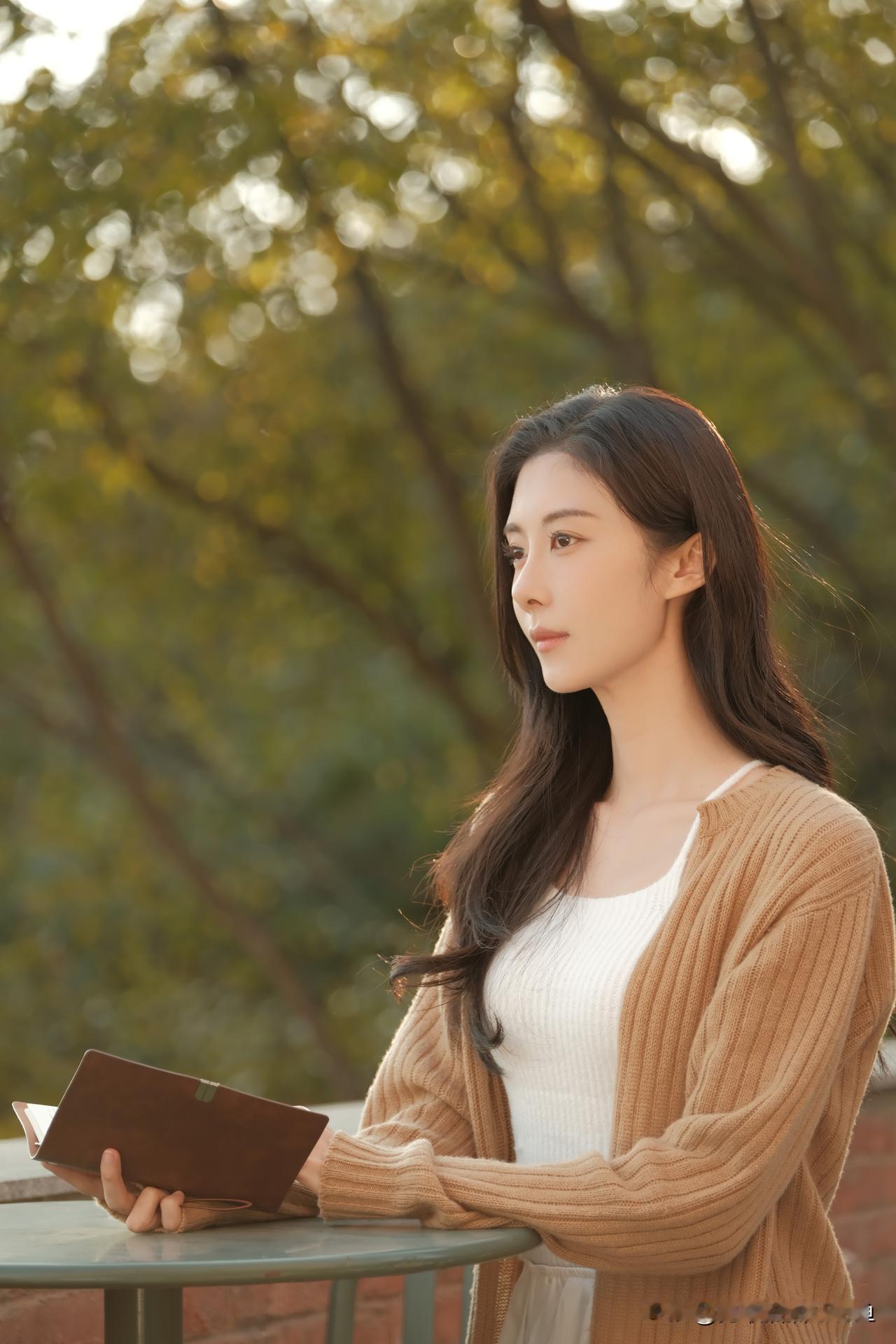 曹斐然分享图片