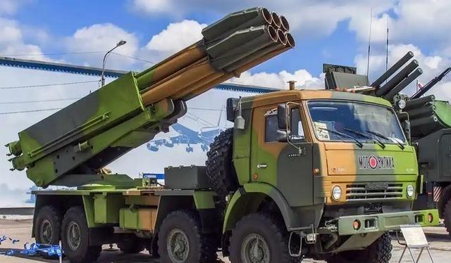 俄罗斯还有多少实力？不仅能打乌克兰，还能腾出手来打波兰！普京宣布，俄罗斯武器生产