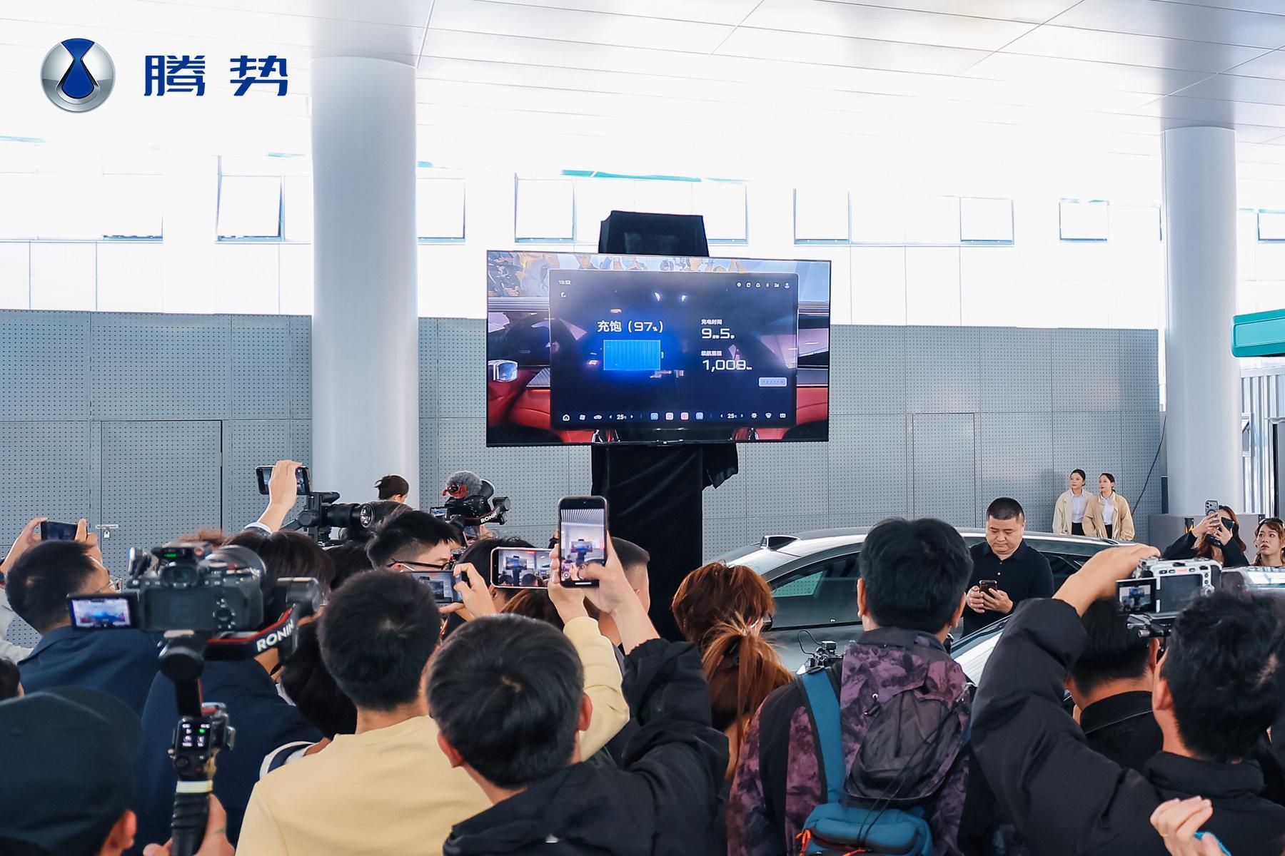 借昨天慧总腾势Z9GT交付的微博来分享个感受。比亚迪一直的做事风格都是很务实的，