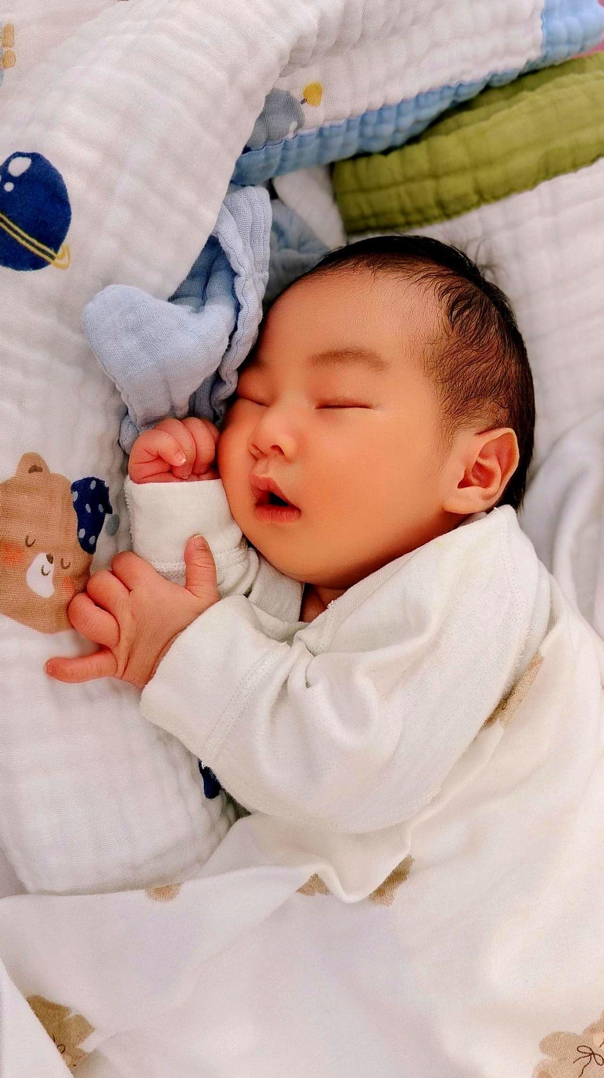 你想不到吧？就应为我让婆婆给宝宝买了两包尿不湿，她就因为这点小事变了卦，直接收