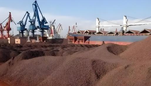 放眼全世界，老天真正赏饭吃的估计就俩地方：第一就是澳大利亚的铁矿，严格来说，那地