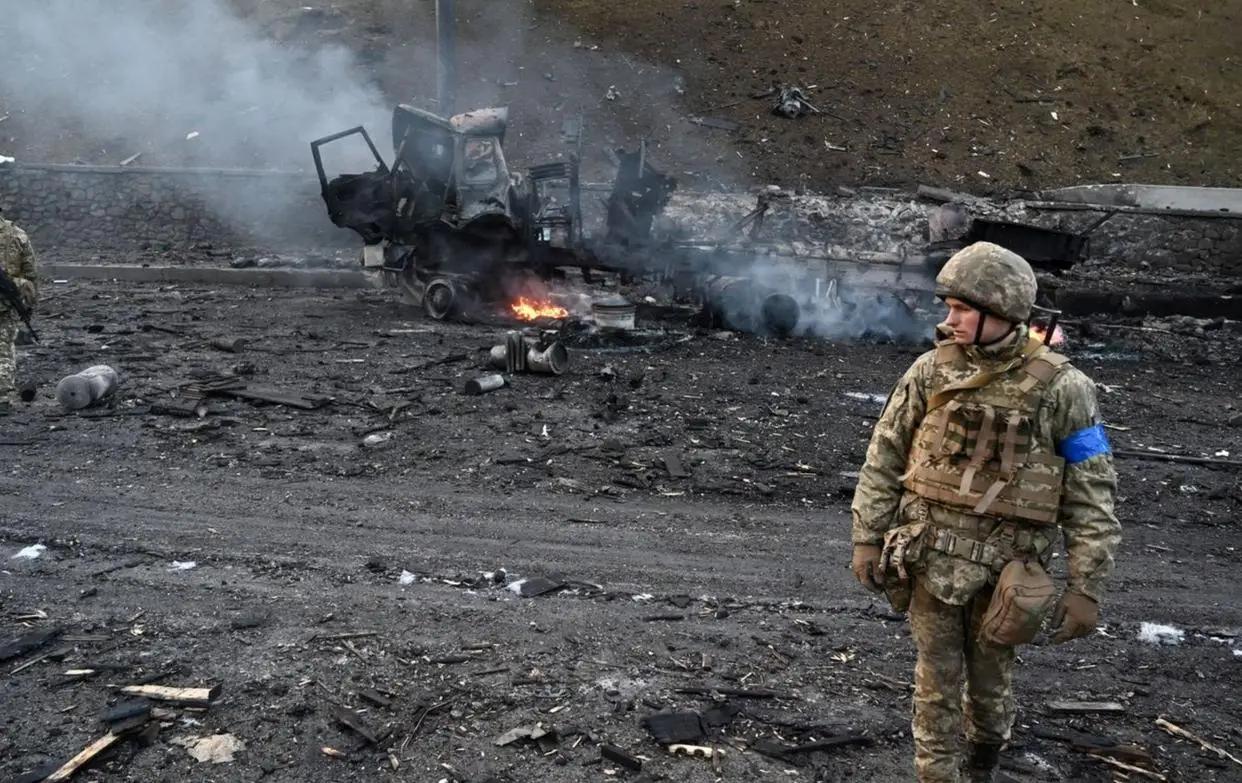 乌克兰要明白，俄罗斯在战争中打得越久，提出的条件就会越严苛。俄罗斯已经投入了三年