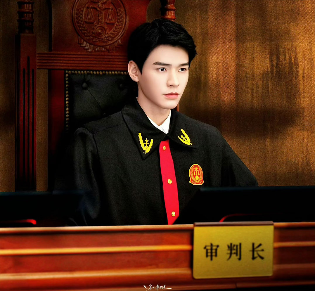 龚俊又破纪录了龚俊已争气争气再争气恭喜我们龚俊哥又破纪录了啊！角色热度已经破亿了