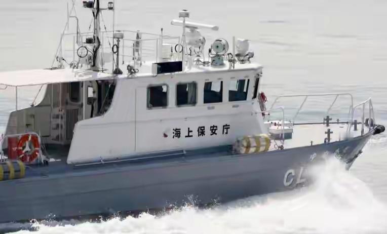 马上过年了，小日子跳出来搞事，居然派出了4艘执法船扣押了一艘中国渔船，船长也被带